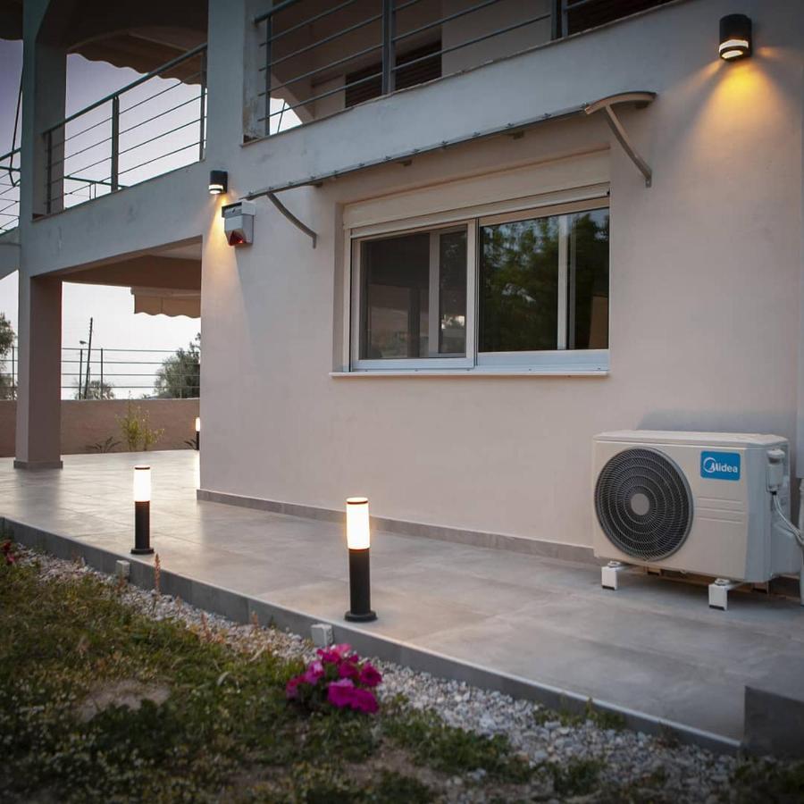 House On The Beach ซาลามีส ภายนอก รูปภาพ
